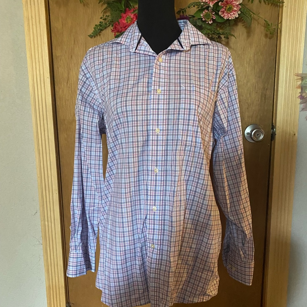 Tommy Hilfiger mens button down dress shirt